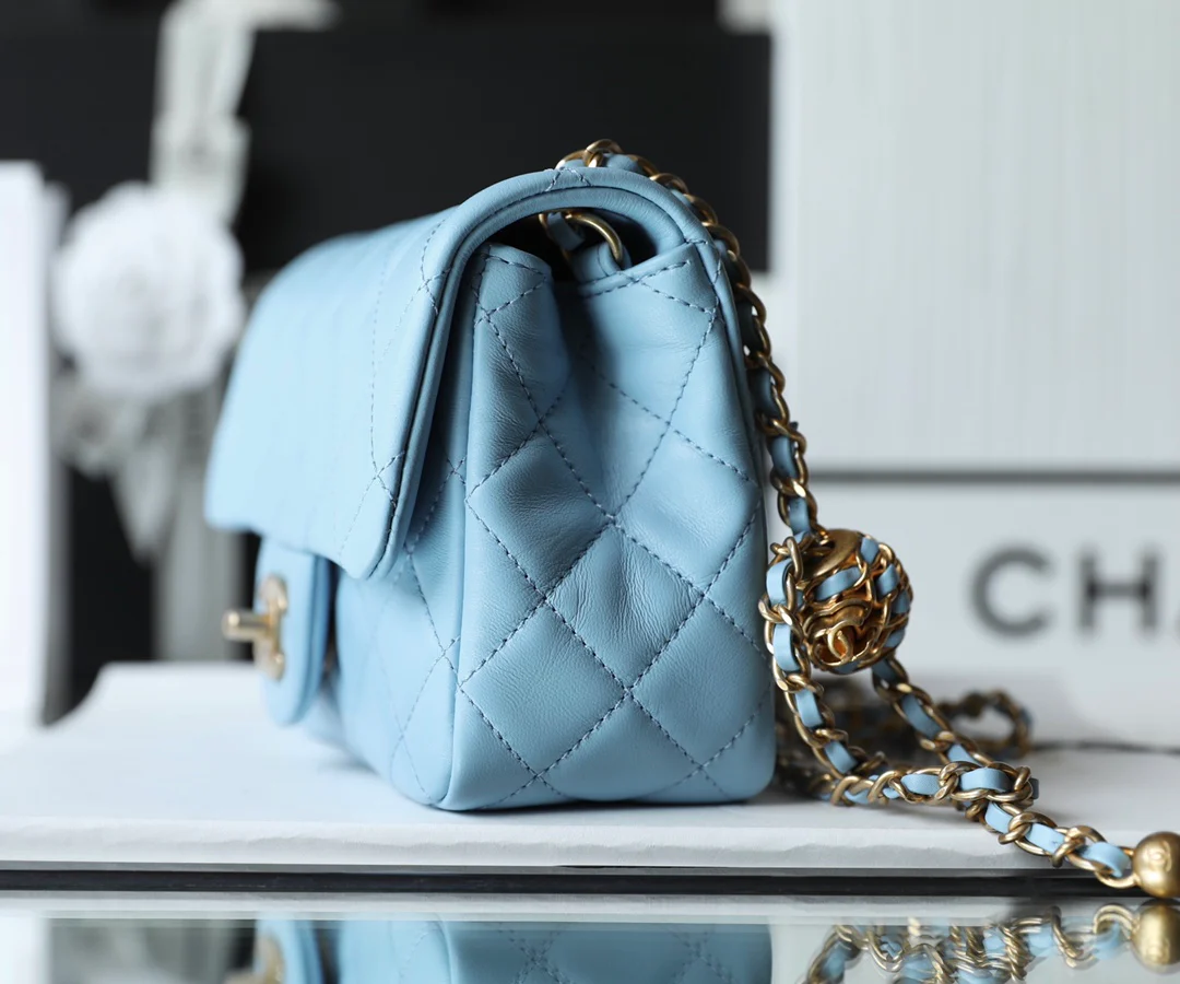 Chanel - Сумка-клатч 