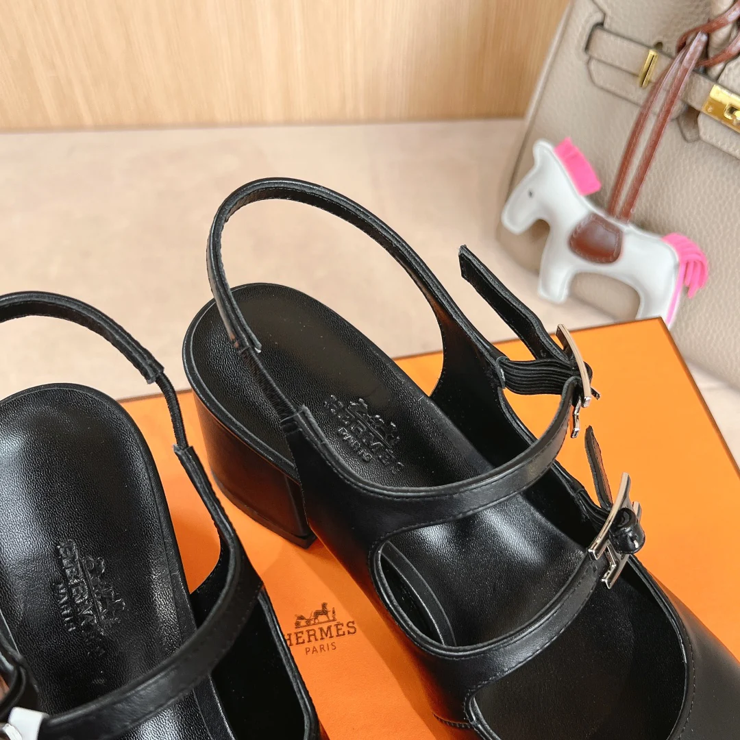 Балетные туфли на высоком каблуке Hermes 2024 - черные