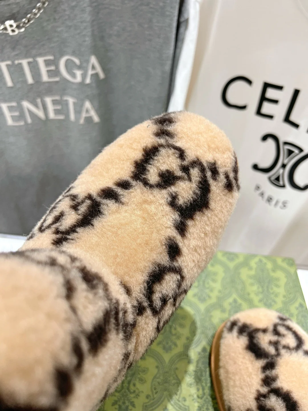 Шерстяные зимние сапоги Gucci 2024 - Кофейно-коричневый - 1