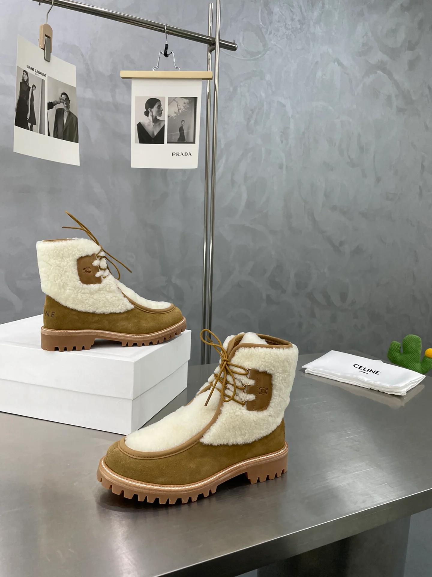 Celine - Сапоги для верховой езды из овчины - Модель унисекс