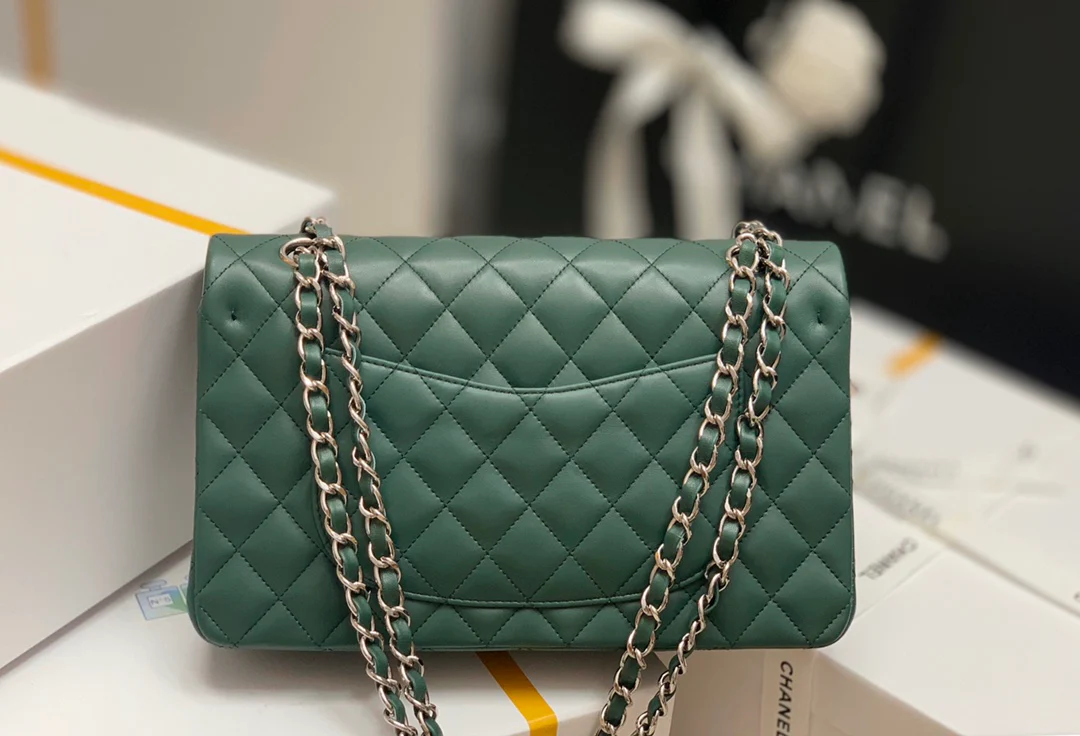 Сумка Chanel из овечьей кожи CF — зеленая с серебристой фурнитурой — 25 см