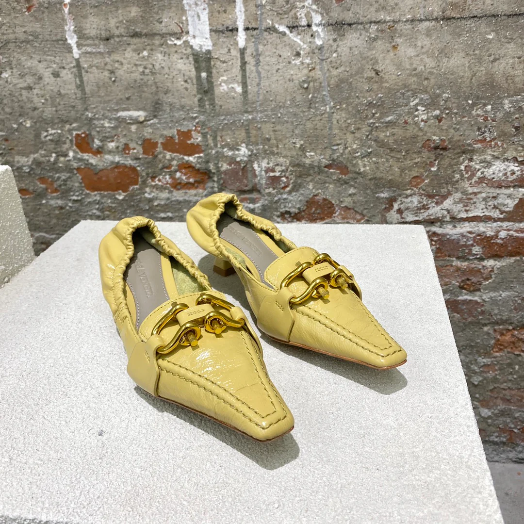 Новые официальные кроссовки BV-22s - размеры 35-39-34-40-41, доступны для индивидуального заказа, возврат или обмен невозможен.