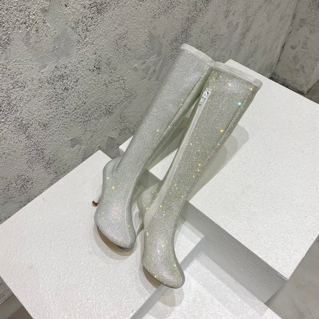 Официальный сайт BV-22s. Новинки осенне-зимнего сезона - Ботинки на высоком каблуке со стразами - Размеры 35-39-40-42. Возможна индивидуальная подгонка.