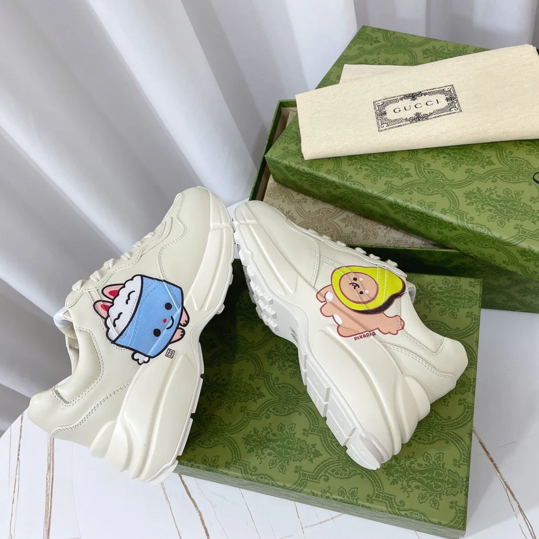 Новинка сезона весна/лето 2023 от Gucci - массивные кроссовки в стиле Kawaii - парный стиль.