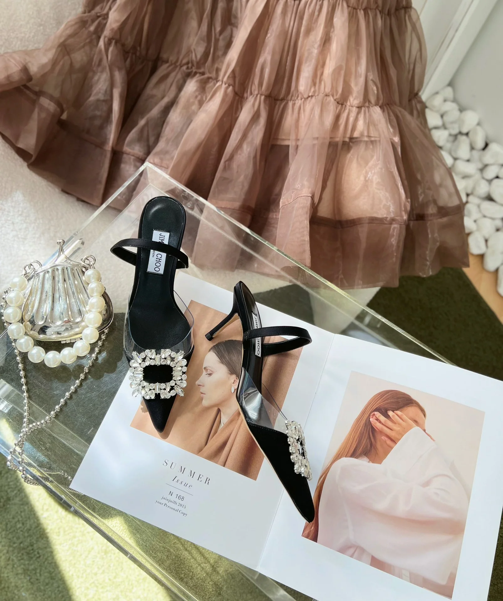 Босоножки на шпильке Jimmy Goddess Series с бриллиантовой пряжкой - черные