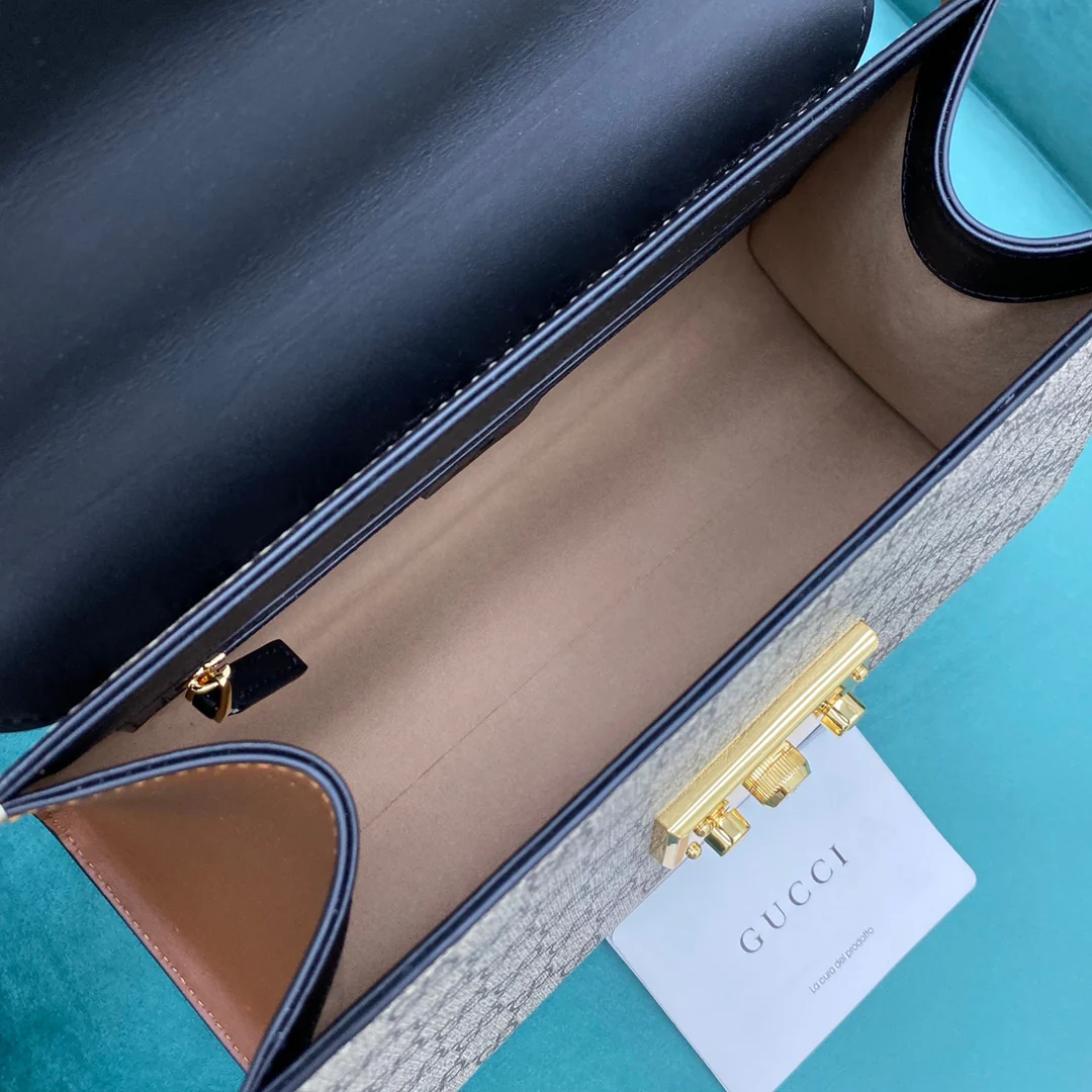 Большая сумка Gucci Padlock, черная, 28 см x 11 см x 19 см.