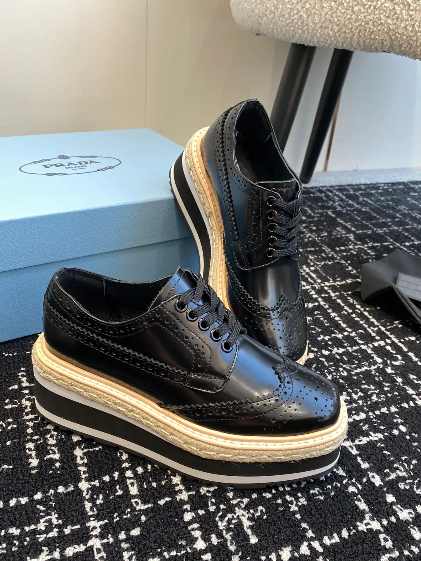 Туфли на платформе Prada 2024 - черные