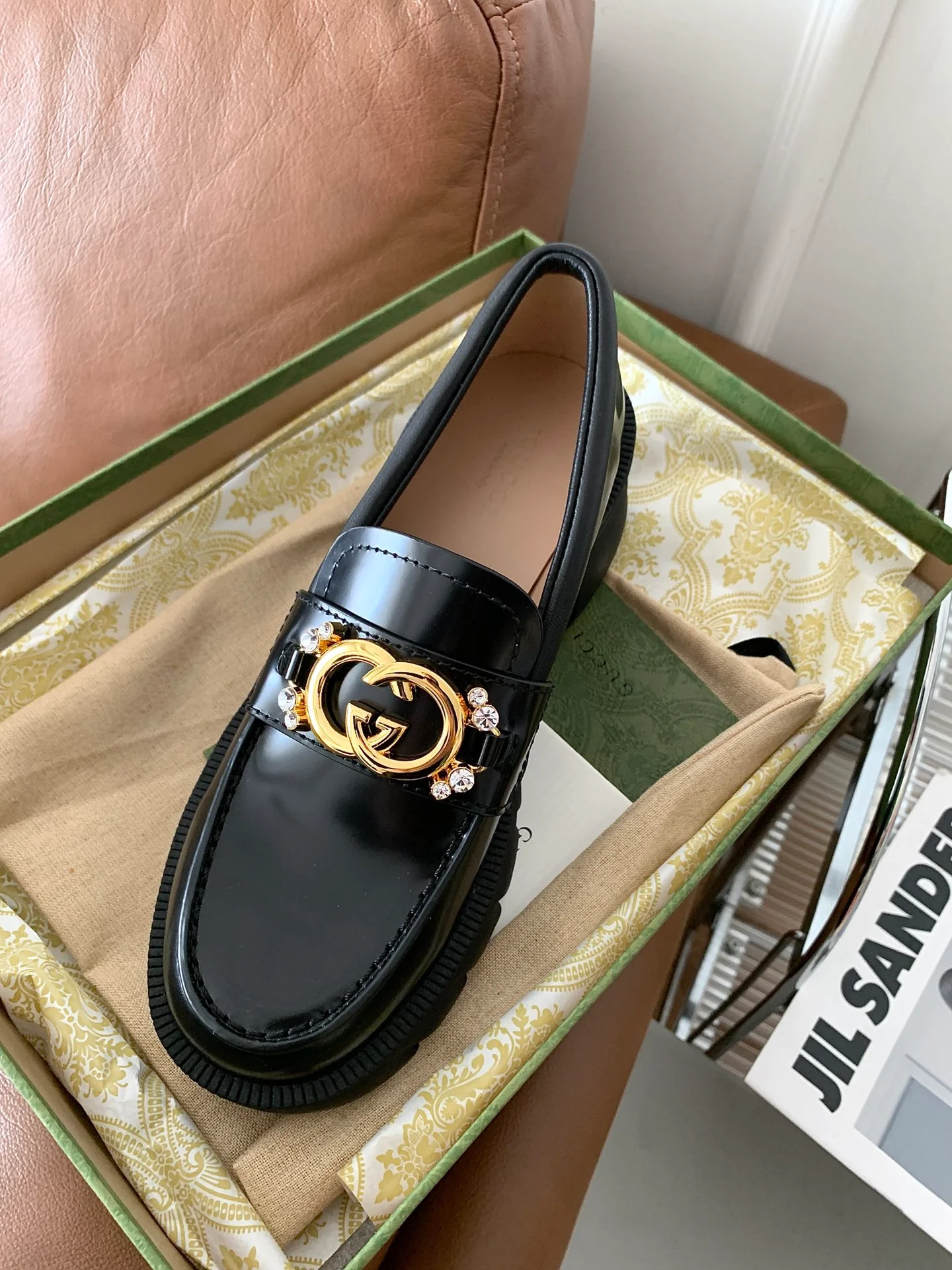 Gucci - Новинка сезона осень/зима 2022 - Лоферы на платформе GG со стразами