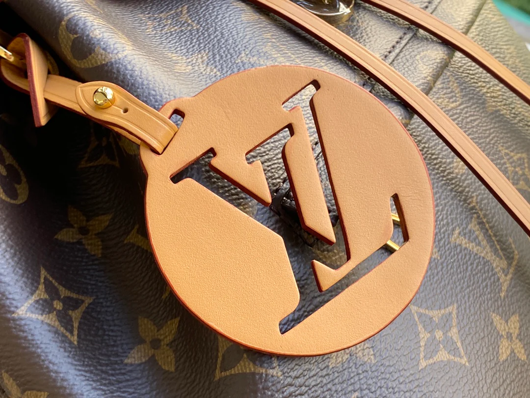 lv-m45501-montsouris-small backpack