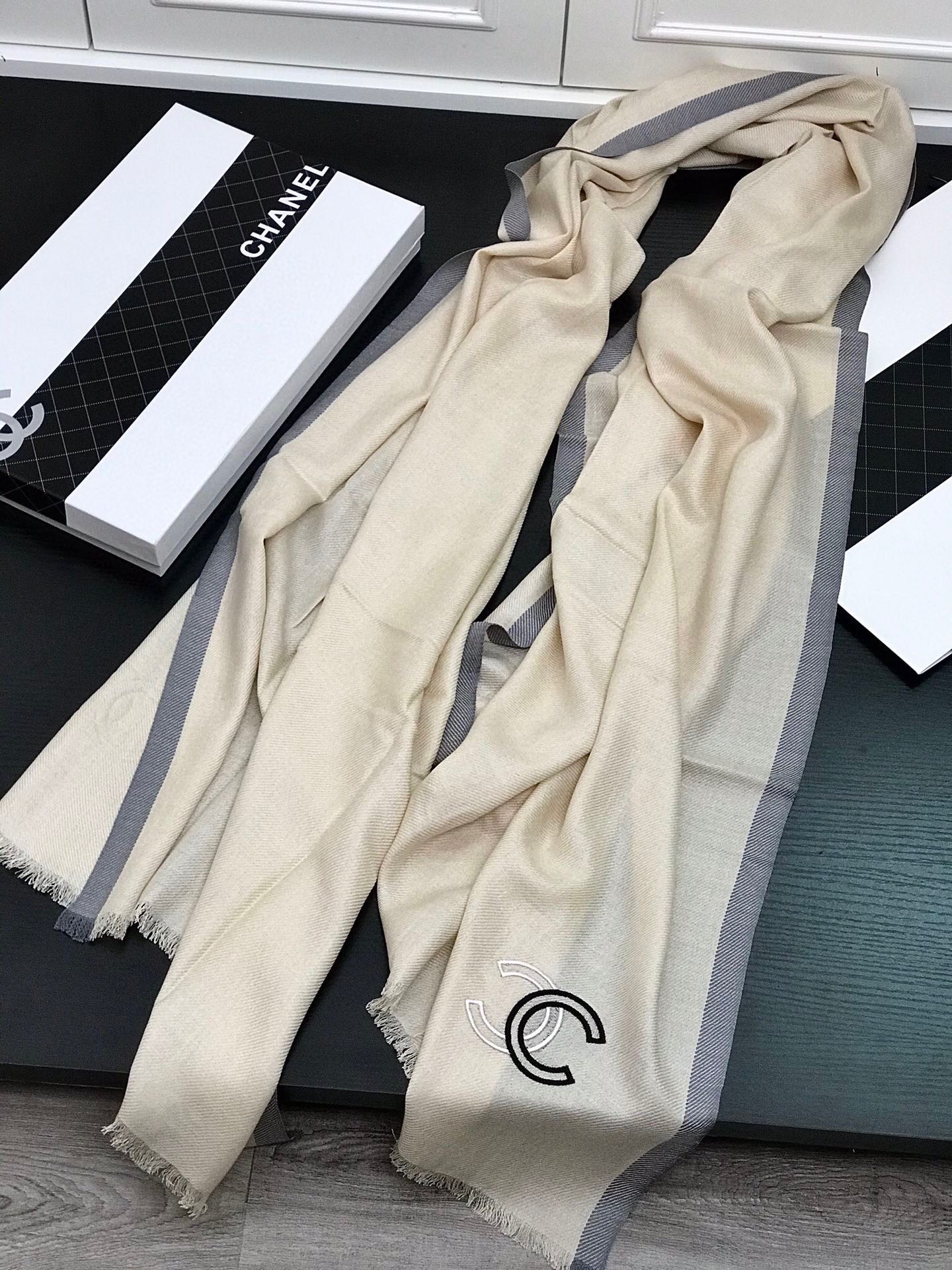 Шерстяной шарф Chanel из модала - 70-200 см