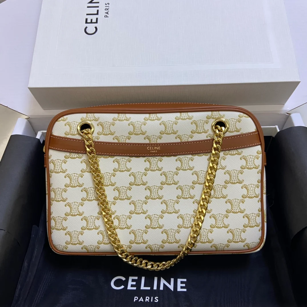 Сумочка Celine-triomphe-canvas-patapans-1