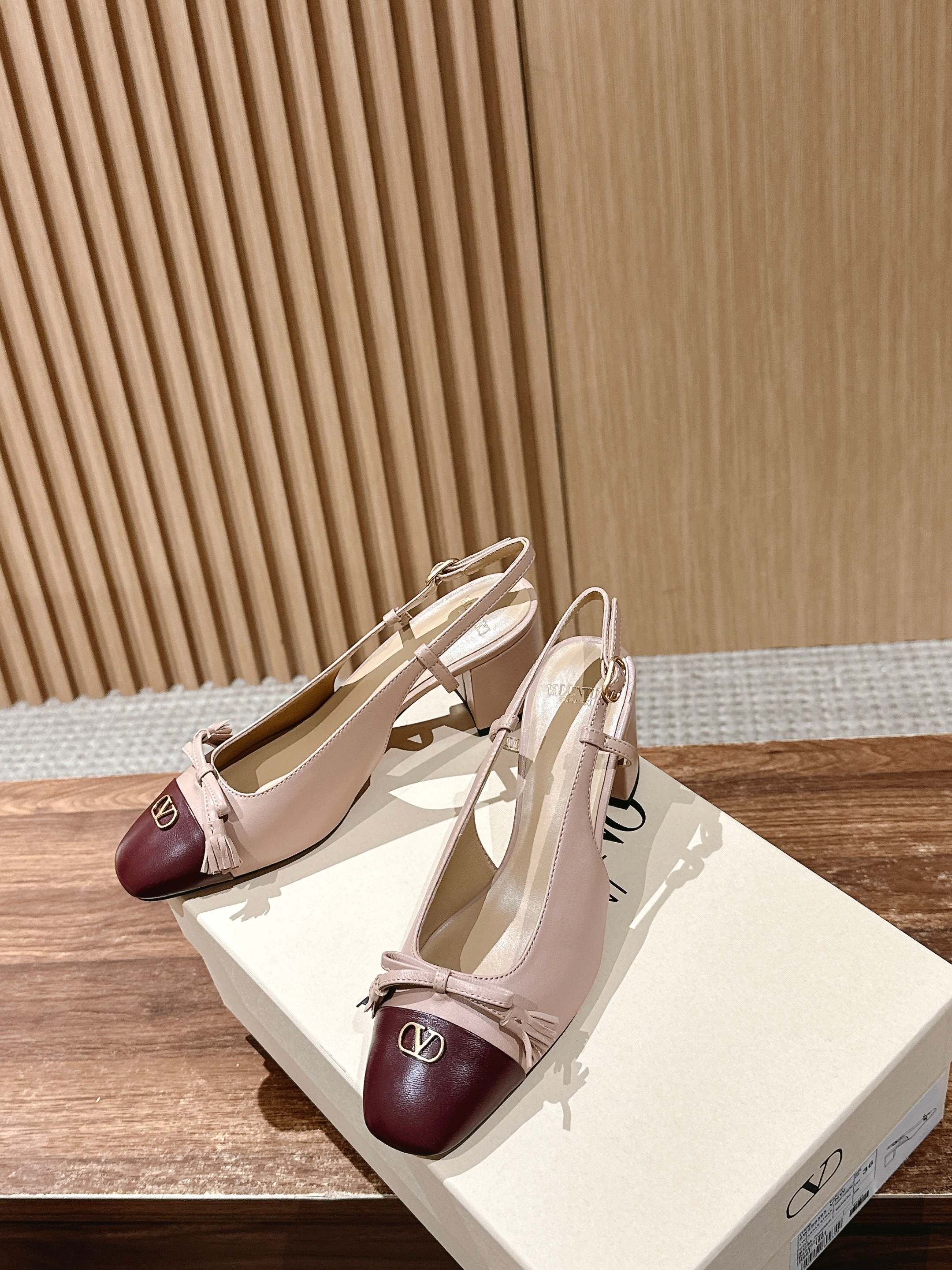 RV - Туфли на толстом каблуке с закрытым носком - Абрикосово-коричневые