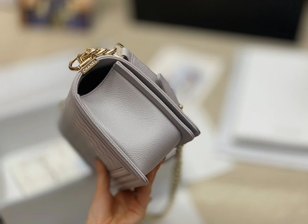 Chanel Boy - 25 см - 35