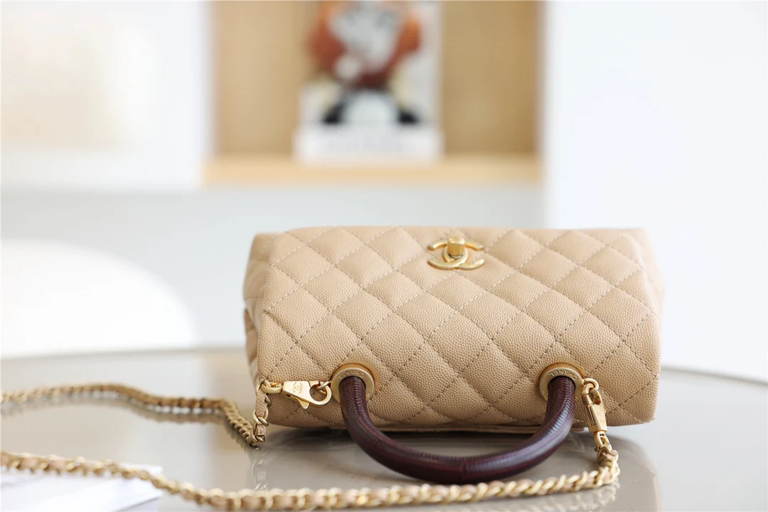 Chanel 2021 Coco Handle Apricot Lizard Pattern Handle Small