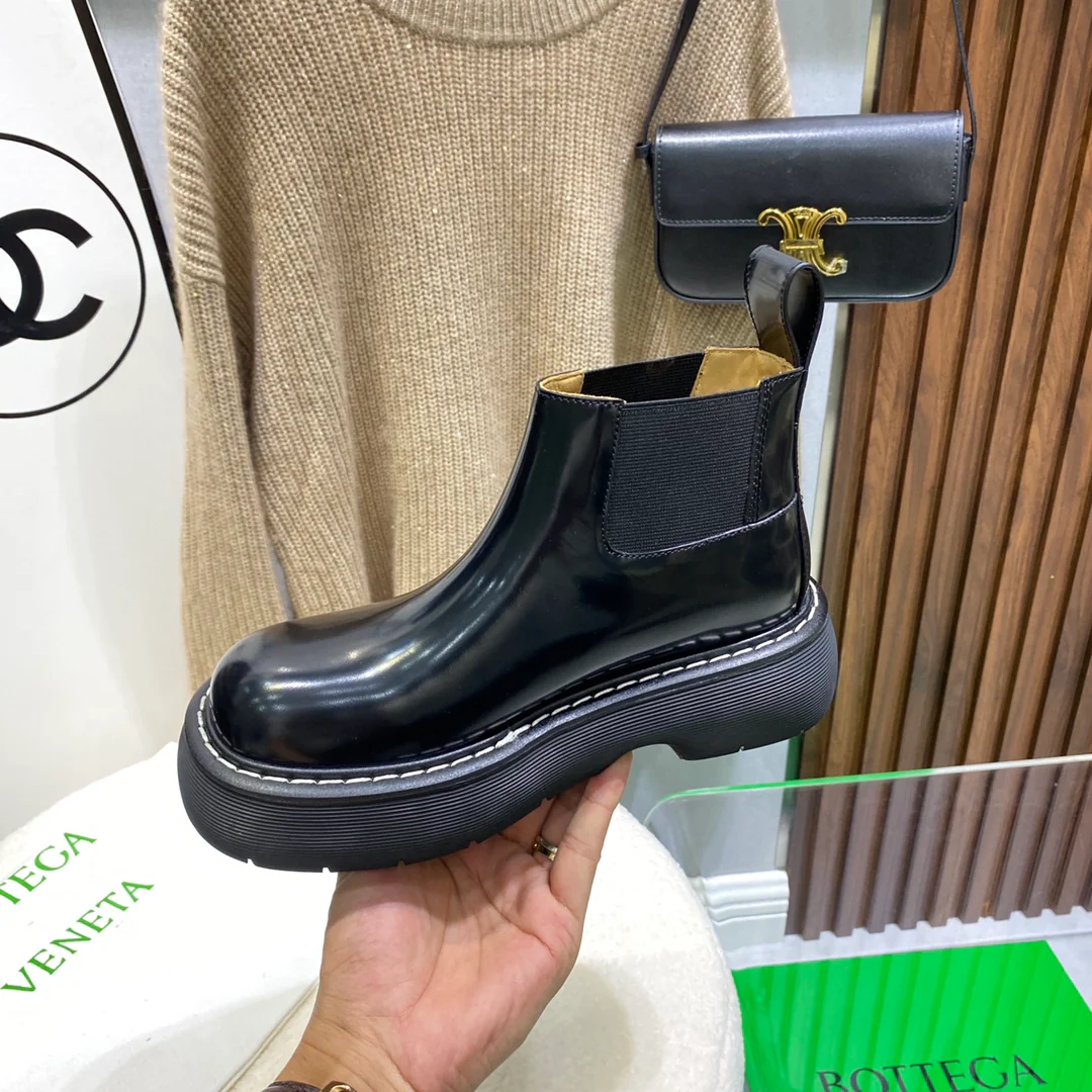 BV - Ботильоны на платформе - Черные