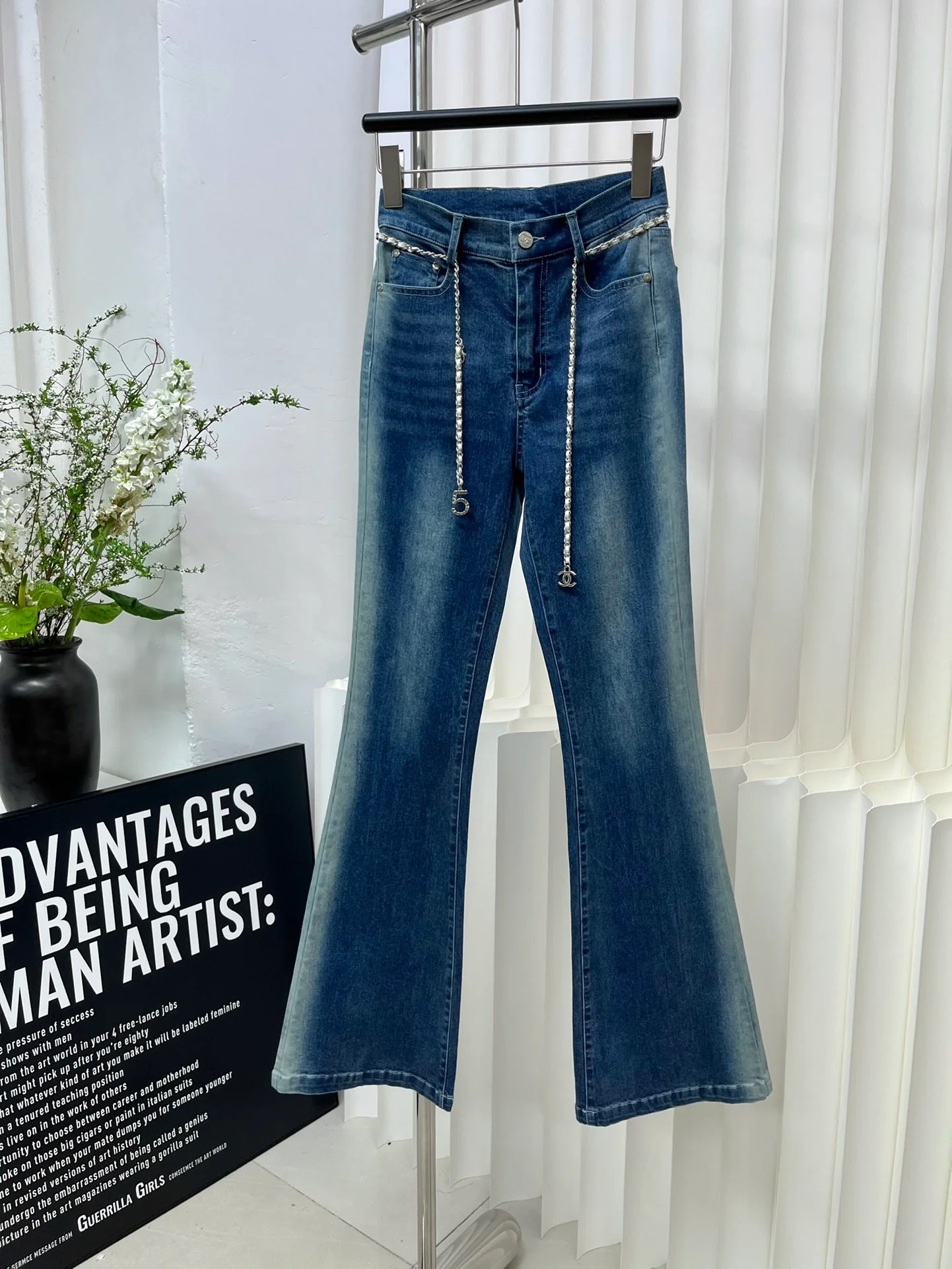 Джинсы Chanel 2403 Gradient Flared Jeans - 1