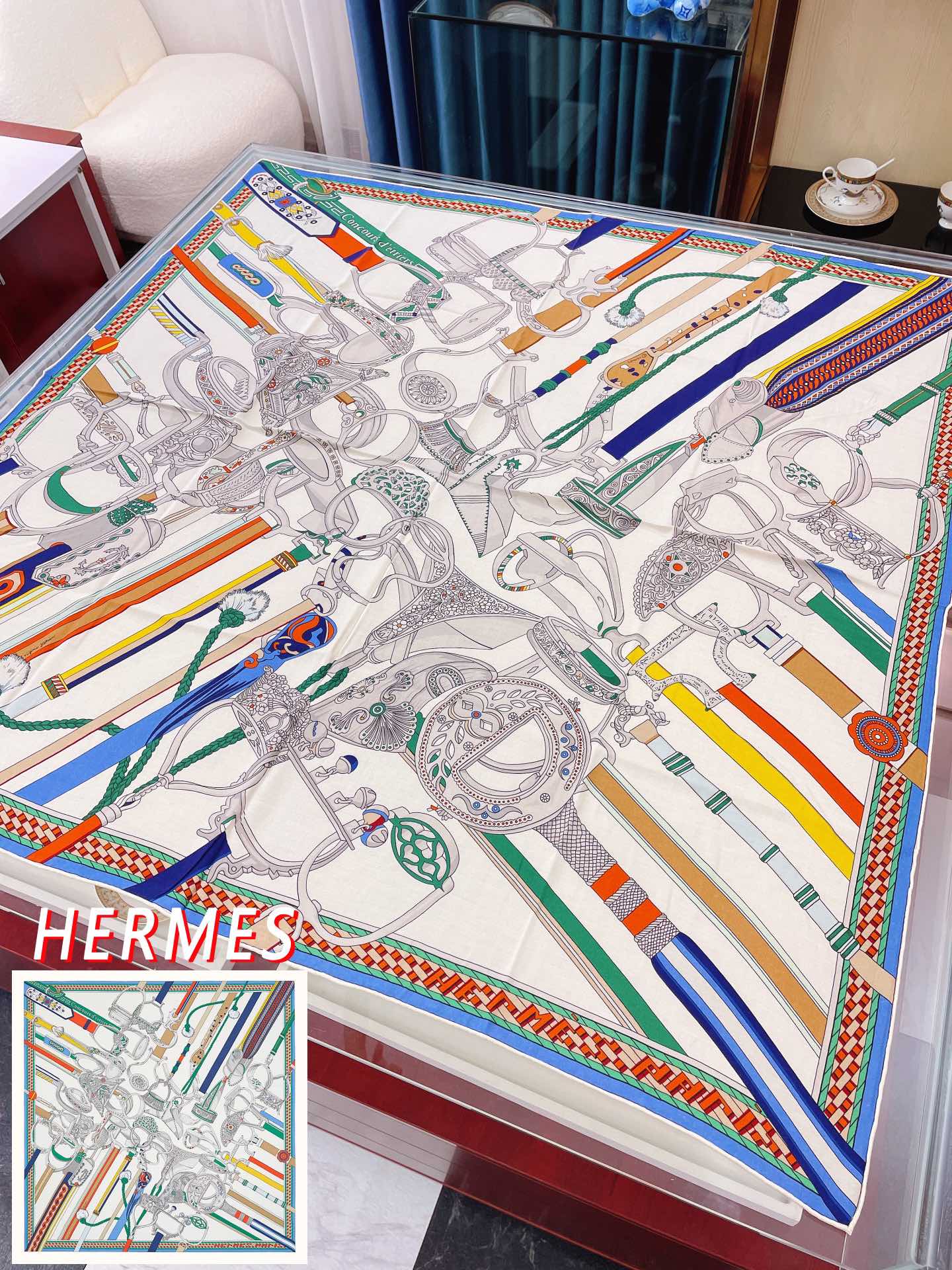 Квадратный шарф Hermes Stirrup Racing – 140 см – 70% кашемир – 30% шелк