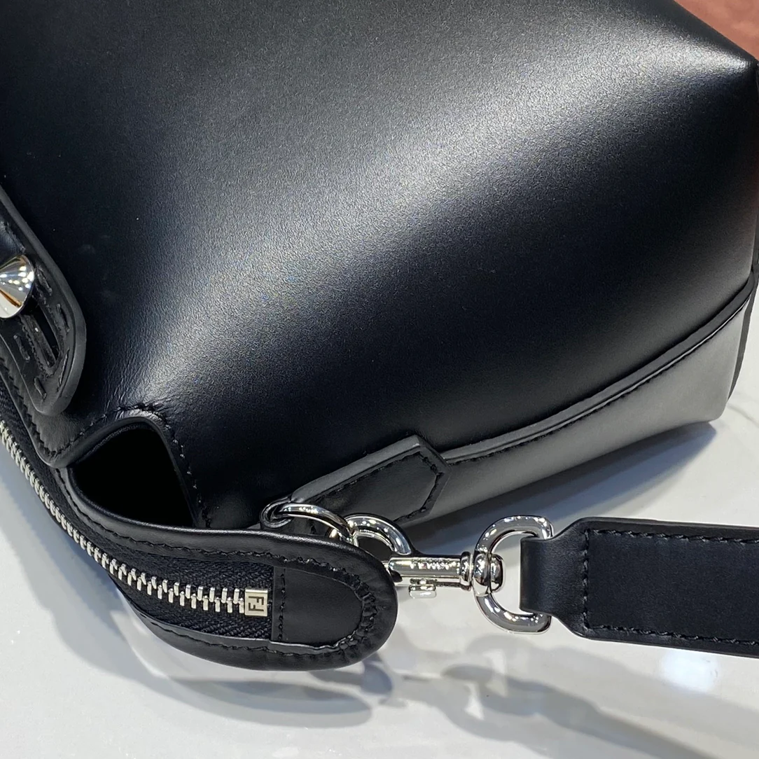 Сумка Fendi by the Way Boston - Черная - 1