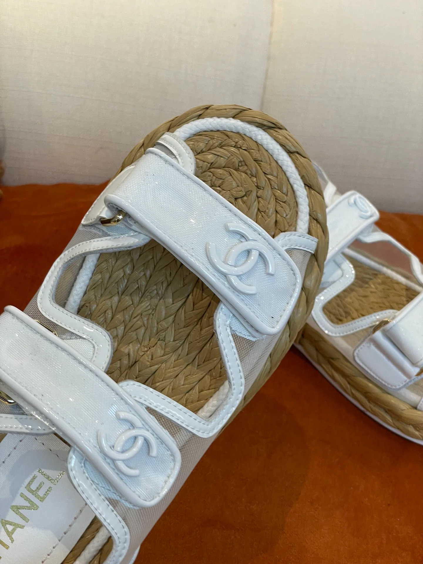 Chanel - Соломенные сандалии