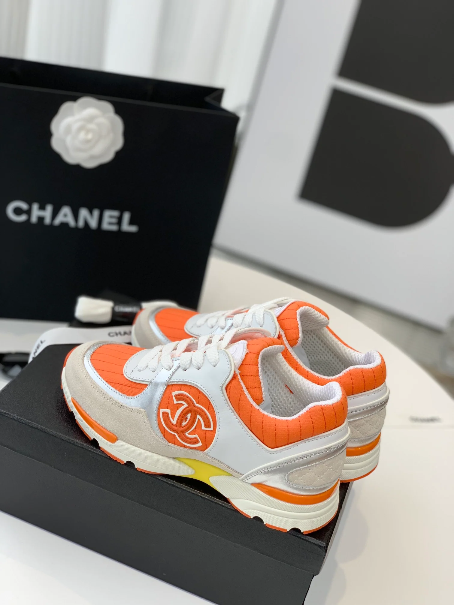 Chanel - Новые двухцветные кроссовки с двойным слоем ткани - Размеры 35-40