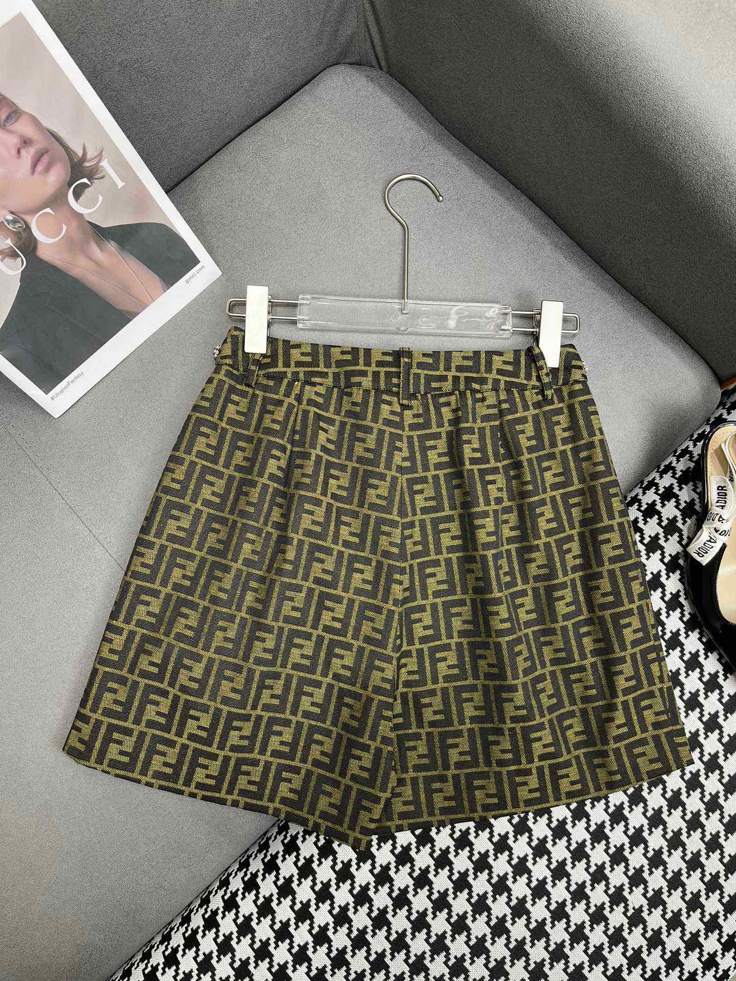 Новые шорты Fendi-2403-24ss весна/лето