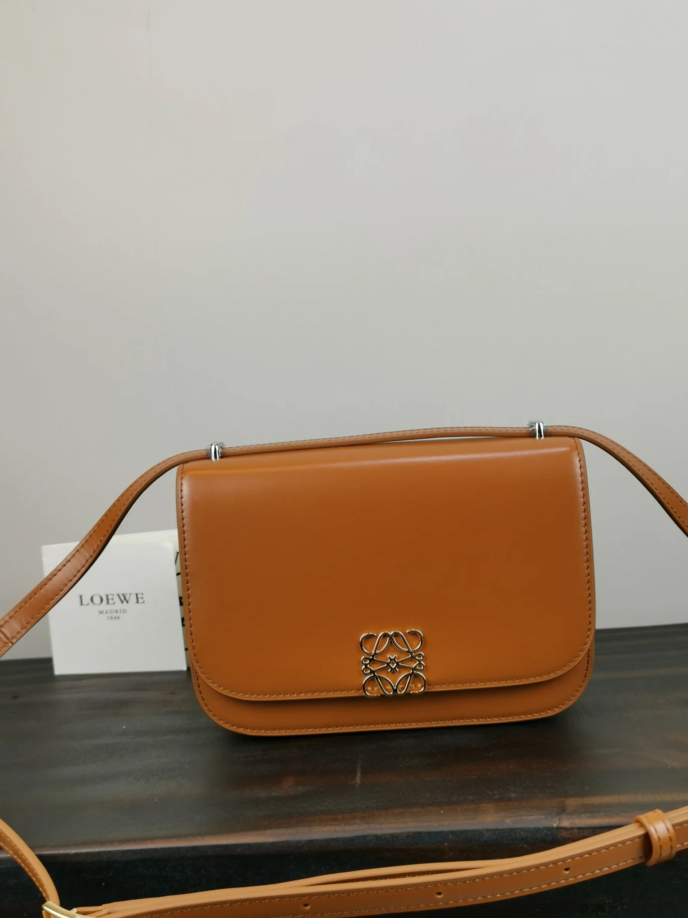 Серия Loewe Goya - Малый размер - 8