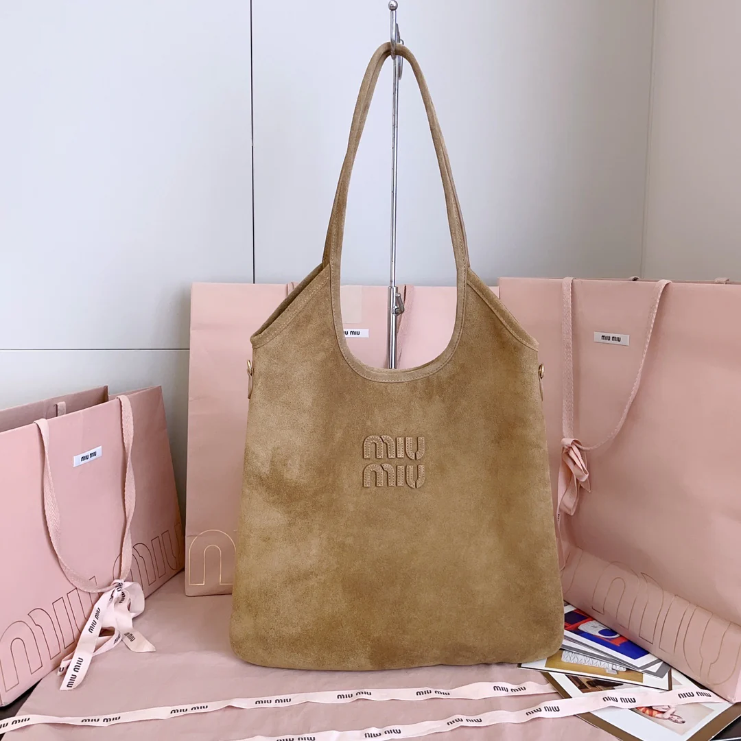 Сумка-тоут Miu Miu 5bg231, коричневая, вельветовая.