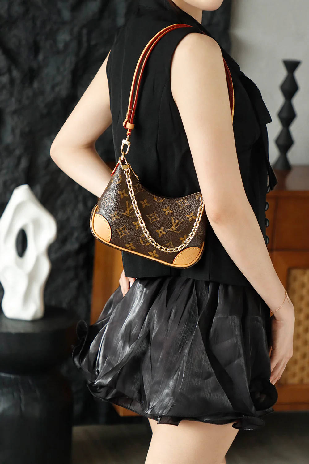 LV-m25519-nano-boulogne croissant