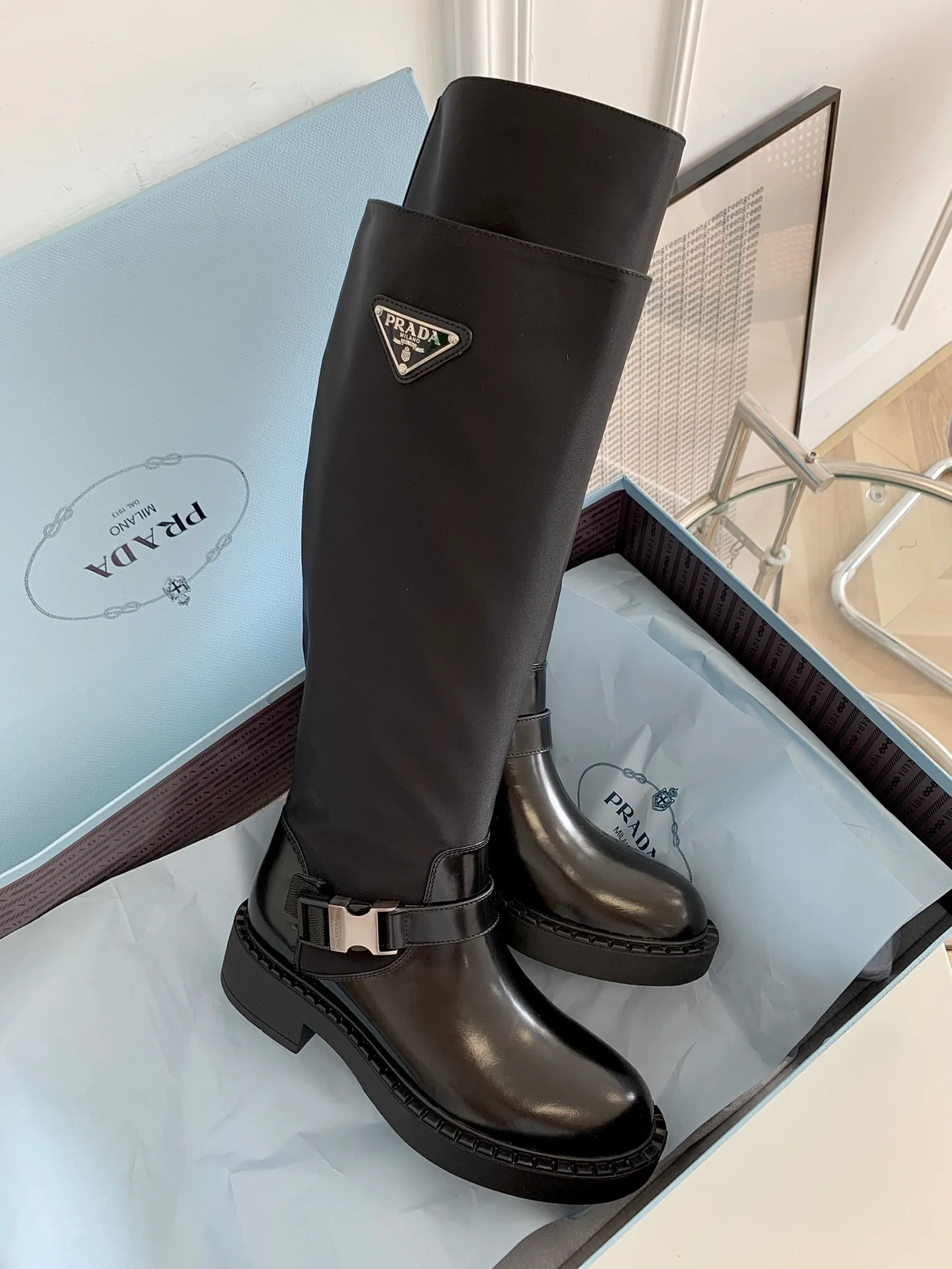 Prada - Новинка сезона осень/зима 2021 - Сапоги для верховой езды