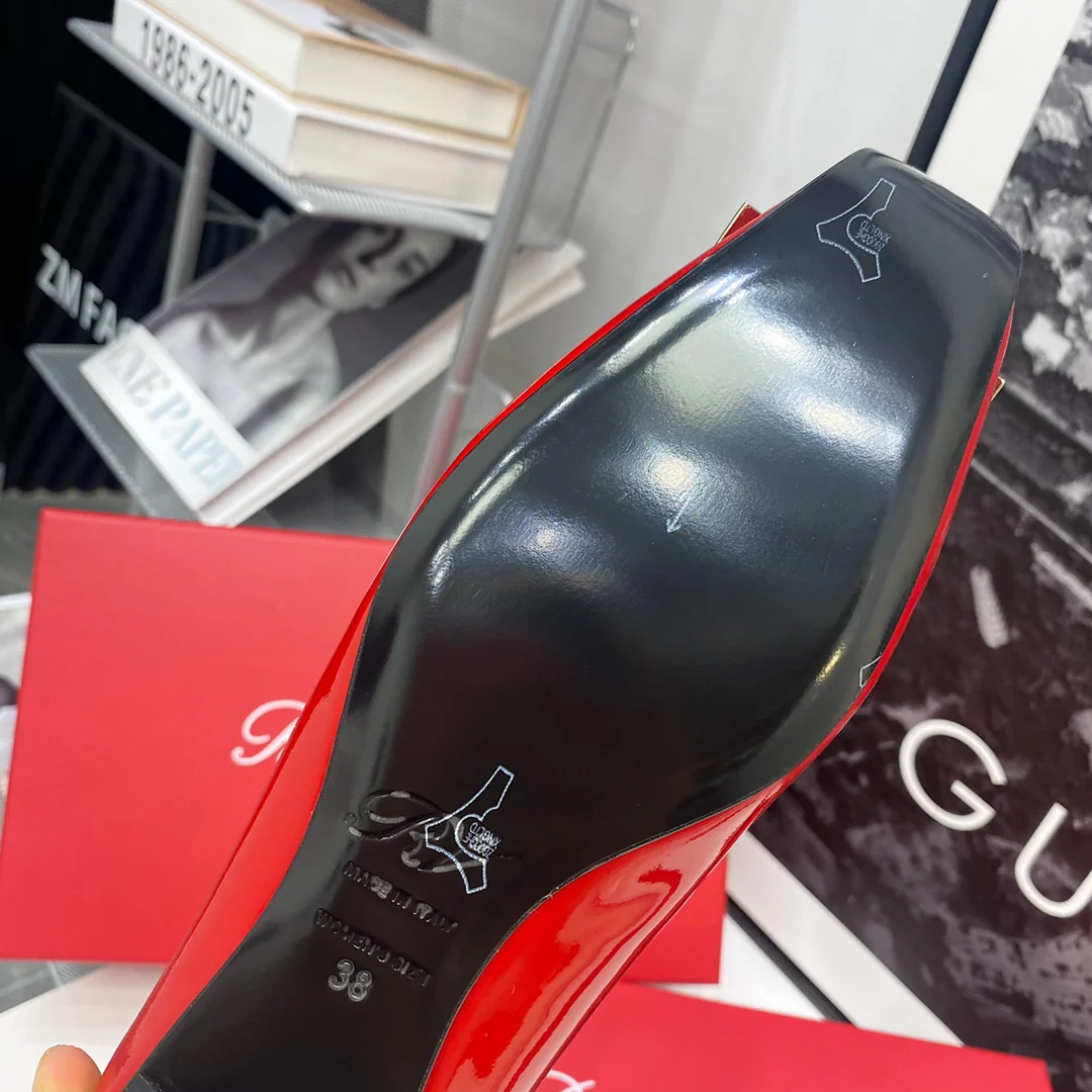 RV-Плоская подошва, квадратный носок, красный