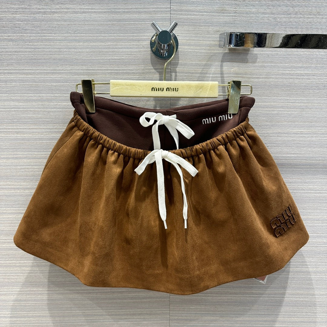 Miu Miu - 2404 - Весенне-летний комплект ?Интеллектуальный шик?: брюки и юбка - Кофейный цвет