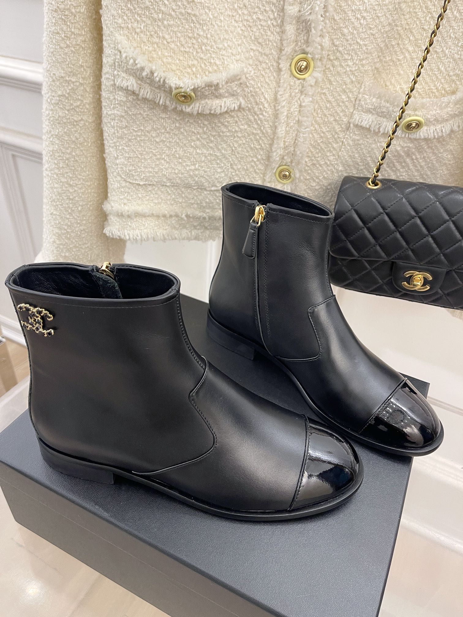 Новинка весны 2022 года от Hermes - Ботильоны - Черные