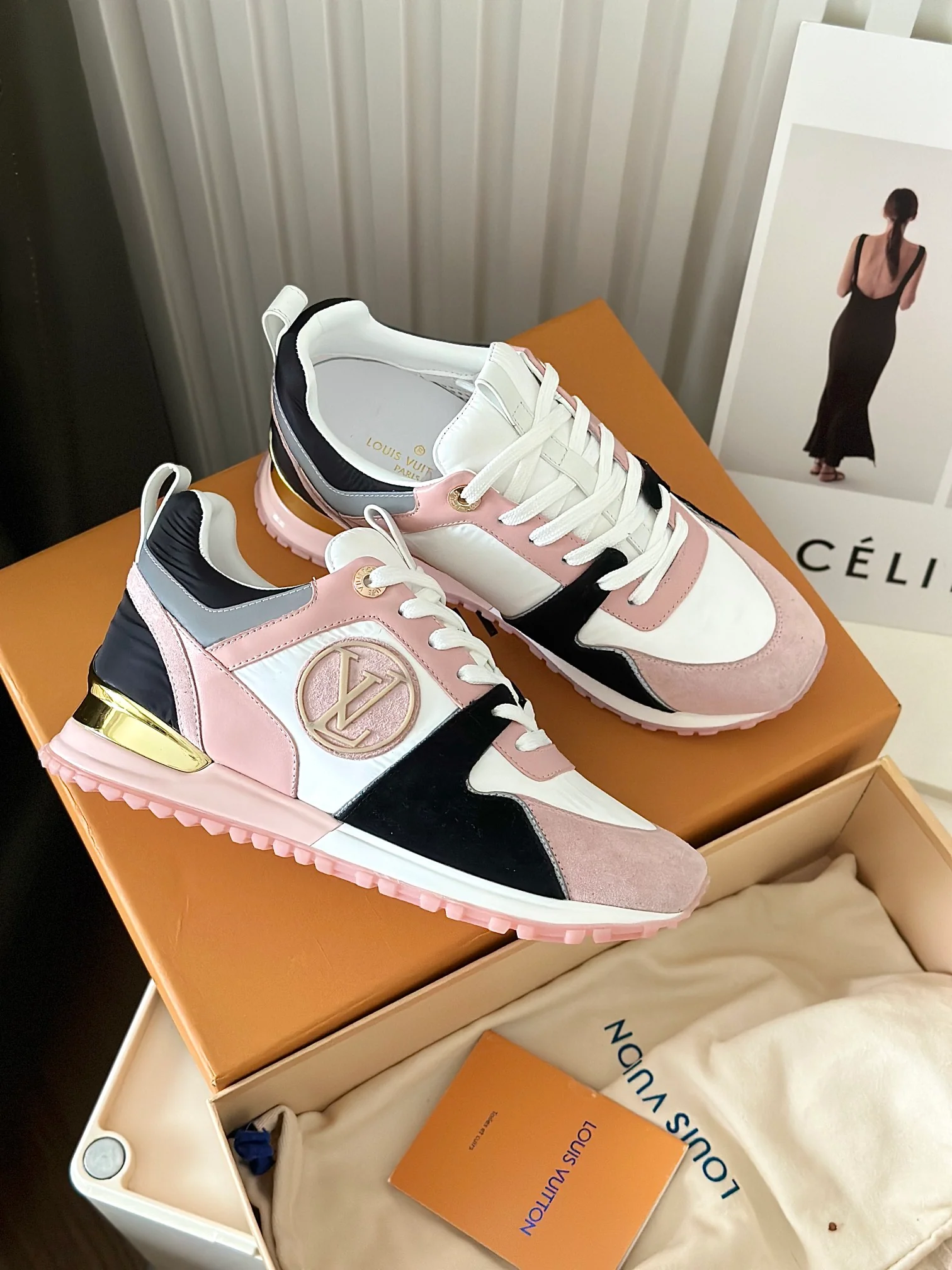 Кроссовки LV Runaway - розовые