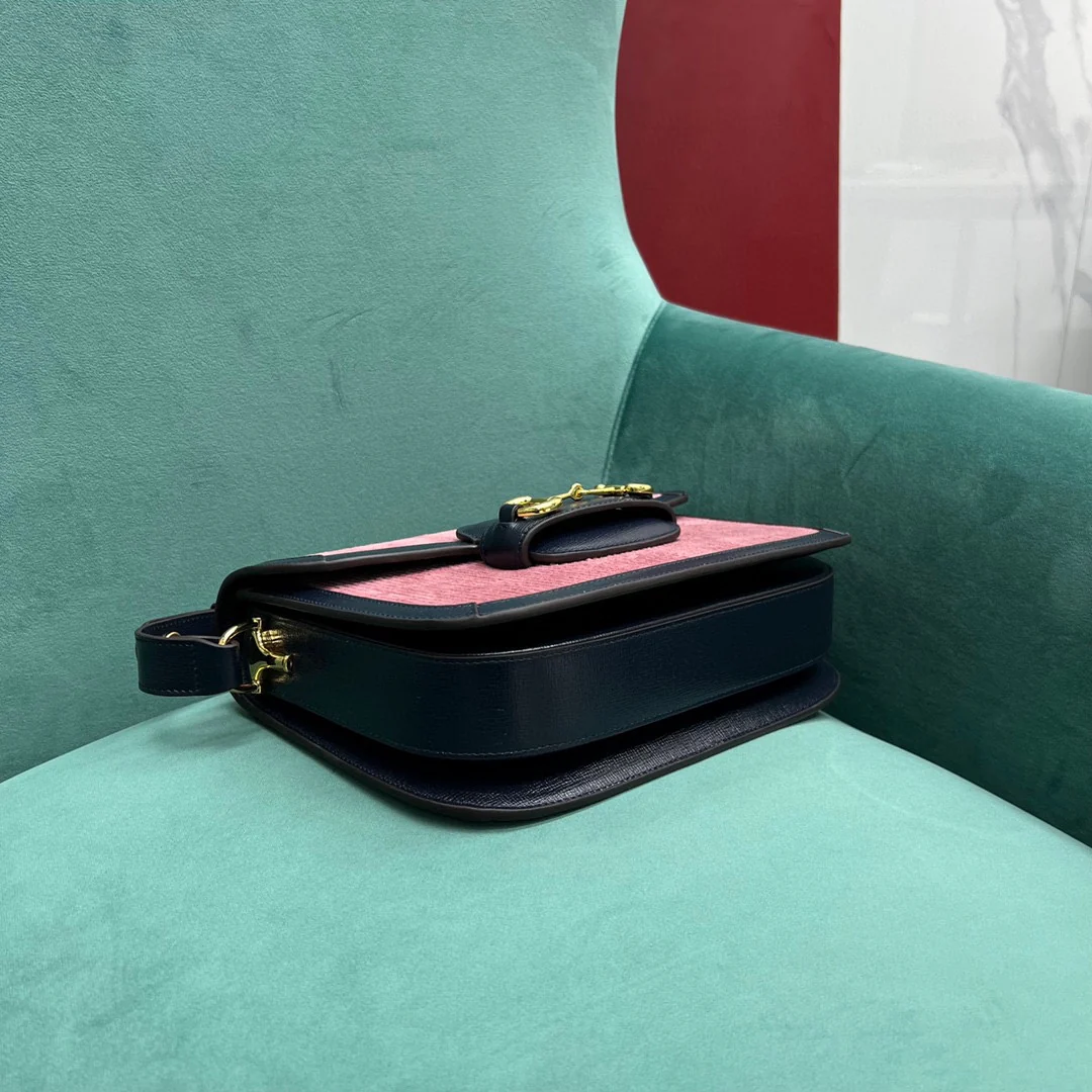 Сумка Gucci Housebit 1955 Saddle Bag - полосатый бархат.