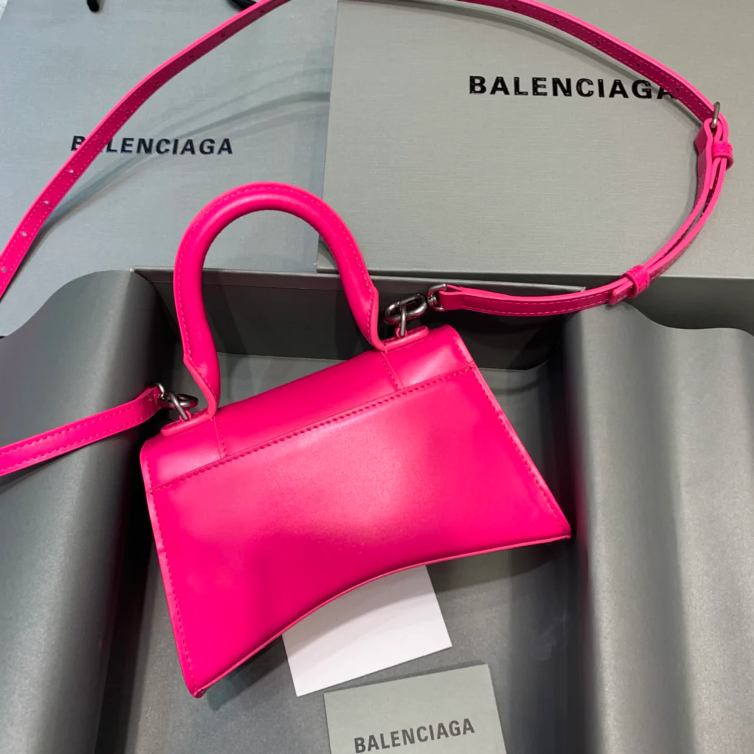 Сумка Balenciaga Hourglass, размер XS, розово-красная, из гладкой кожи.