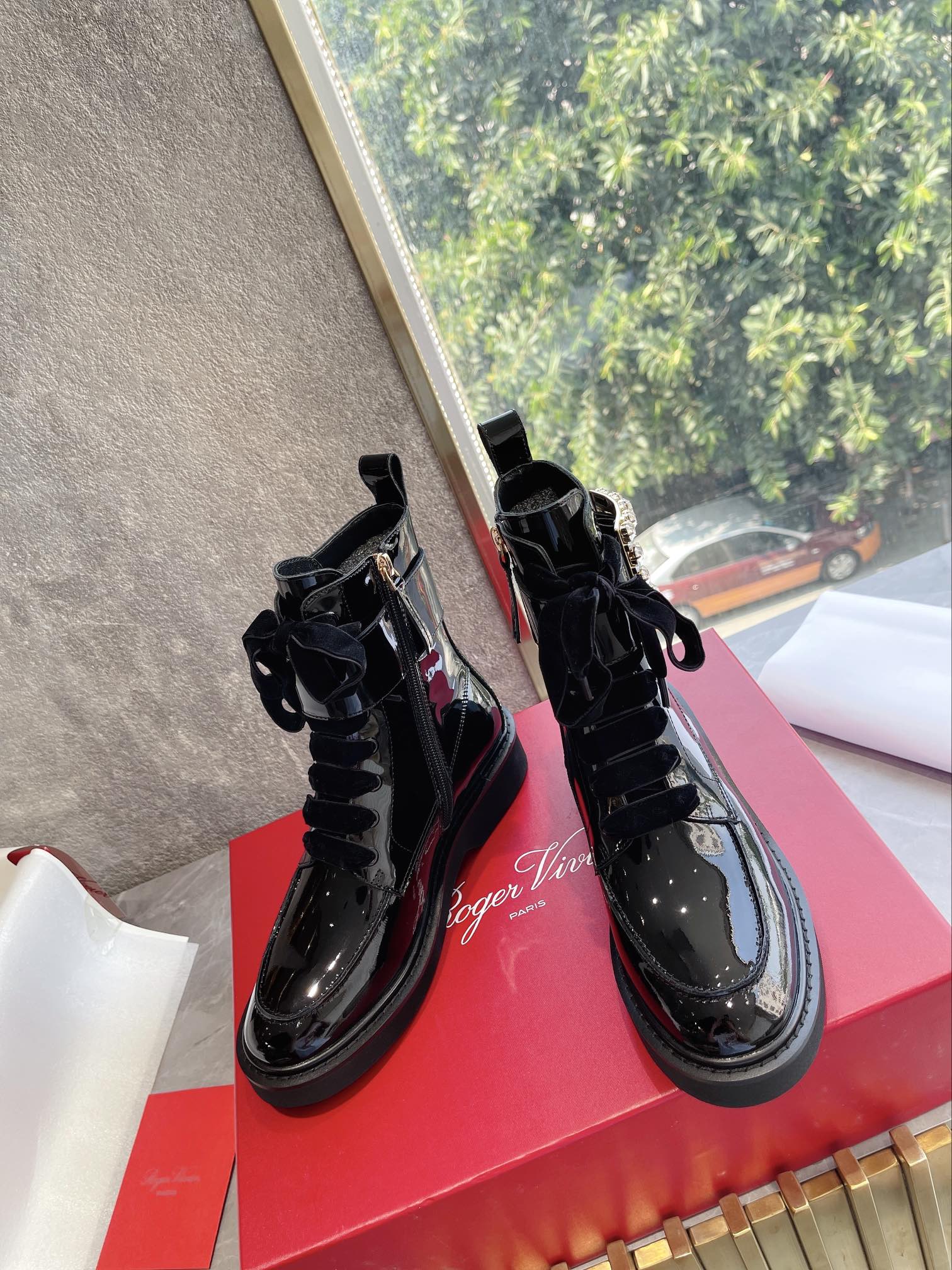 Новинка осенне-зимней коллекции RV-2022 - Ботильоны