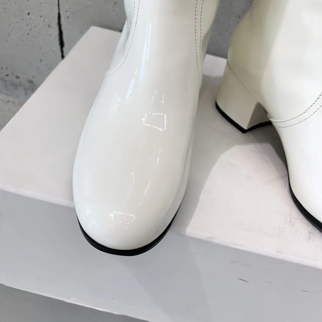 Ботинки Celine на низком каблуке 2024 года — белые