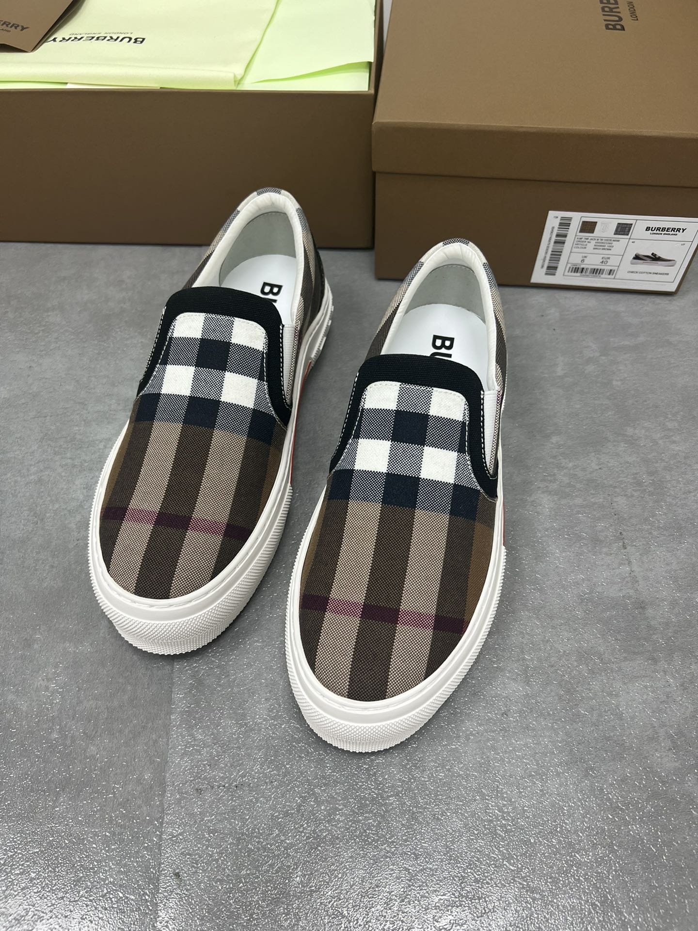 Повседневные балетки Burberry в клетку - для пары