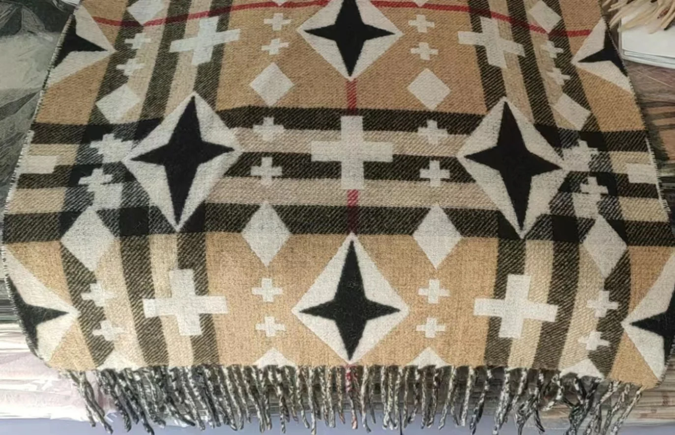 Жаккардовый шарф Burberry - 45 см - 210 см