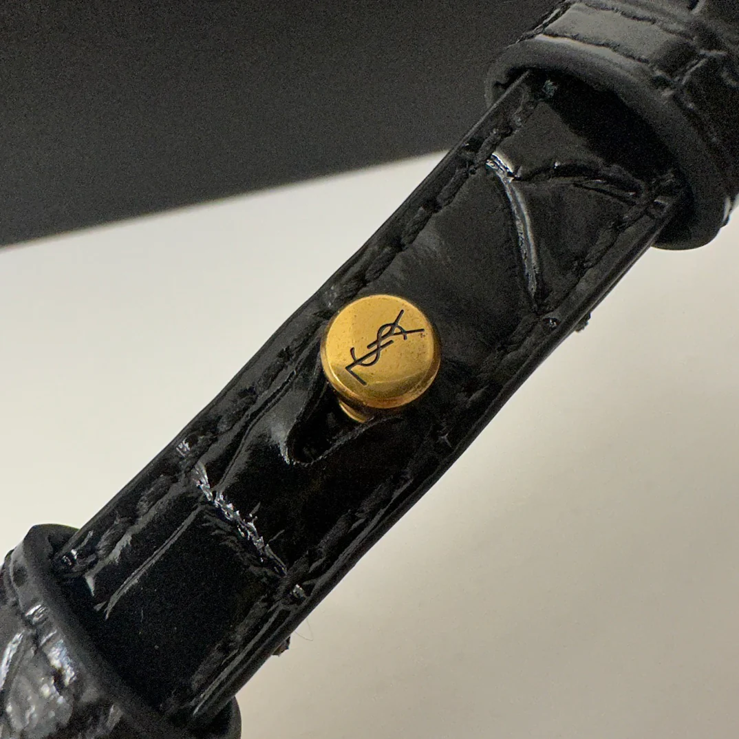 YSL - Сумка-седло из крокодиловой кожи