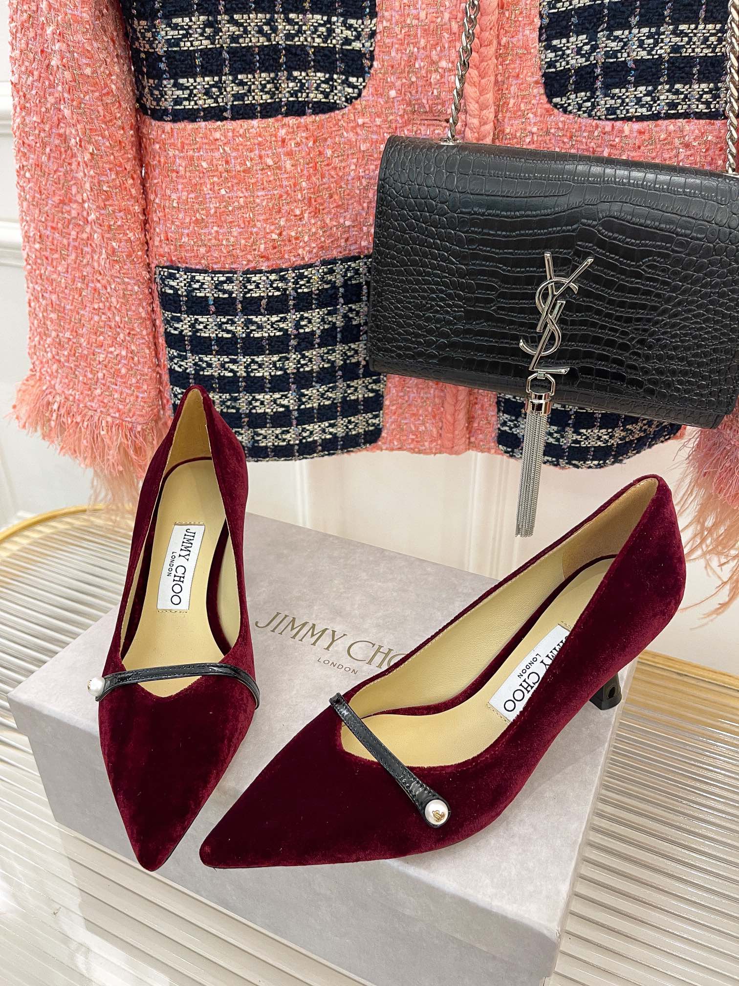 Классические туфли на высоком каблуке Jimmy с жемчужным верхом - красные