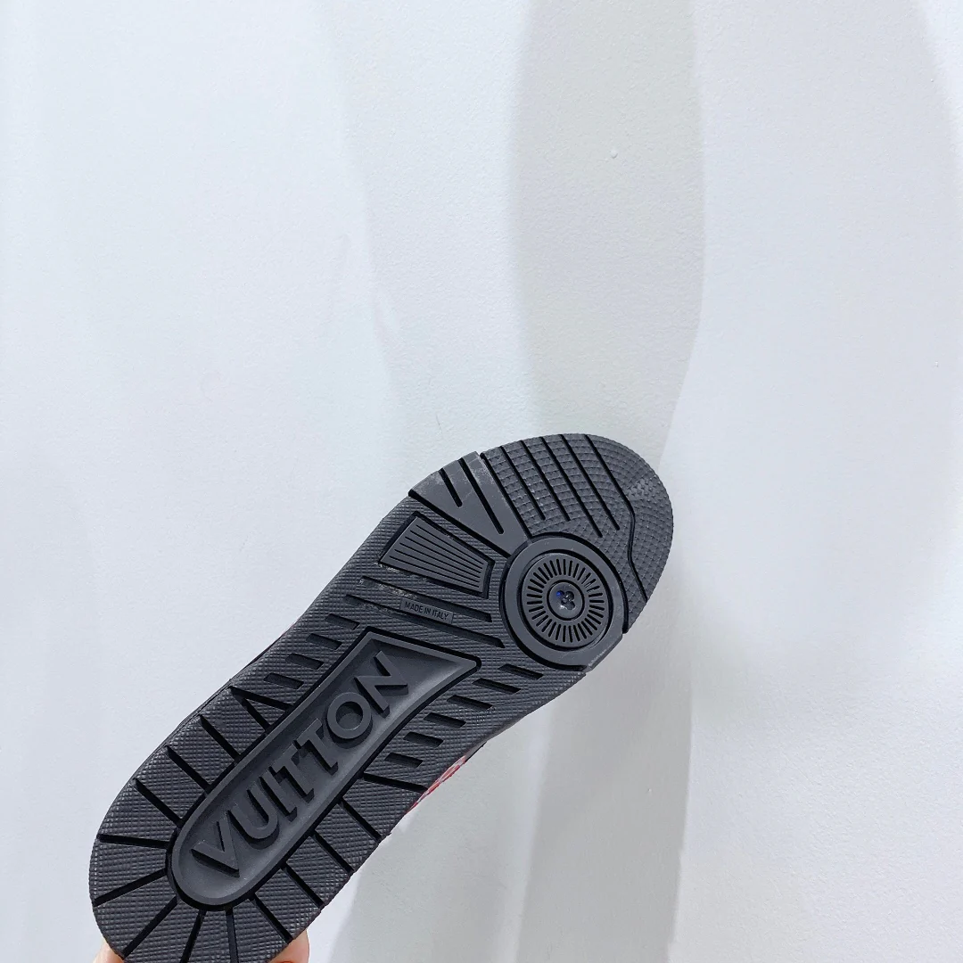 Обувь LV - кроссовки LV, стиль - парная модель - повседневная обувь - 1