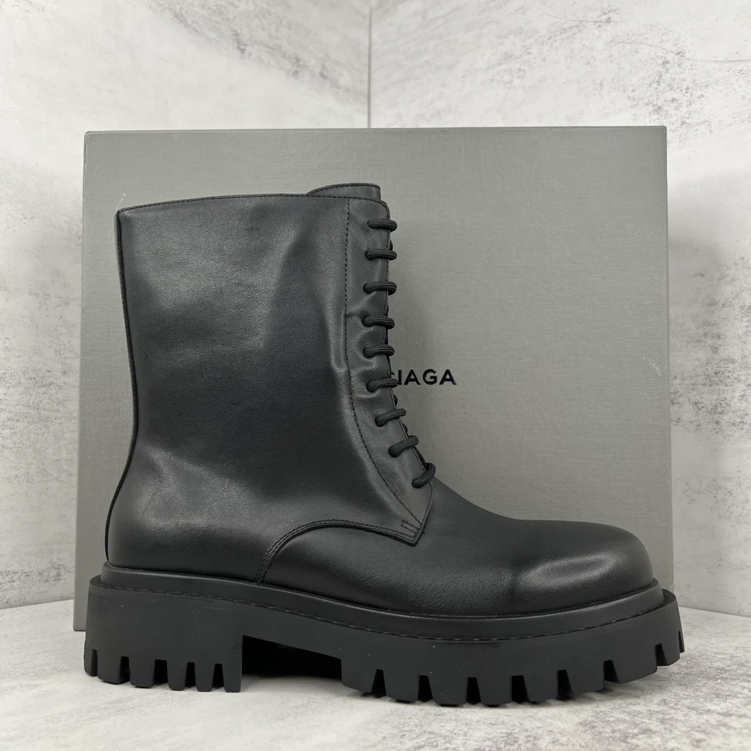 Повседневные ботинки Balenciaga Strike 22s на платформе, шнуровки, полностью кожаные.