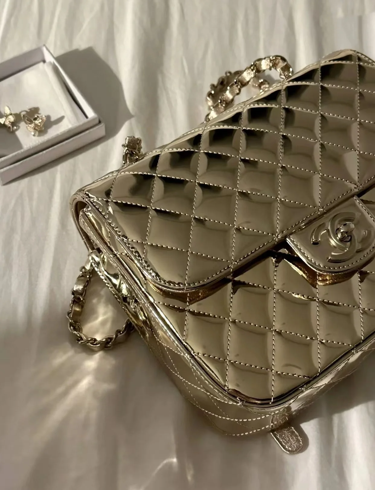 Рюкзак Chanel Early Spring Collection 24c - золотой