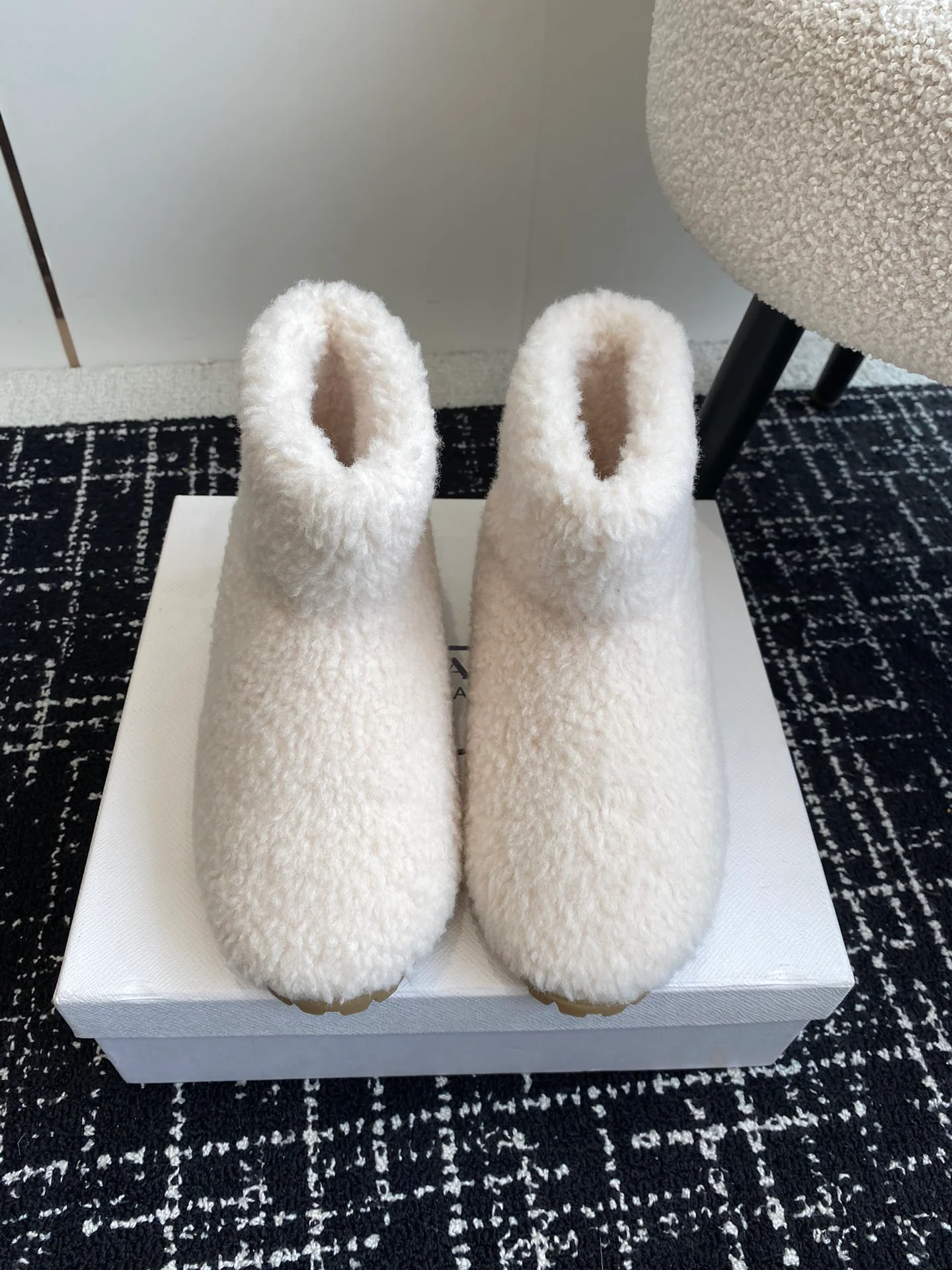 Шерстяные сапоги Miu Miu 2024 - белые