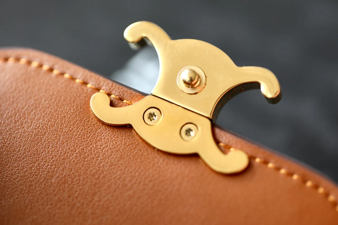 Селин - Маленькая вышивка ?Триумф? - Лисий красный