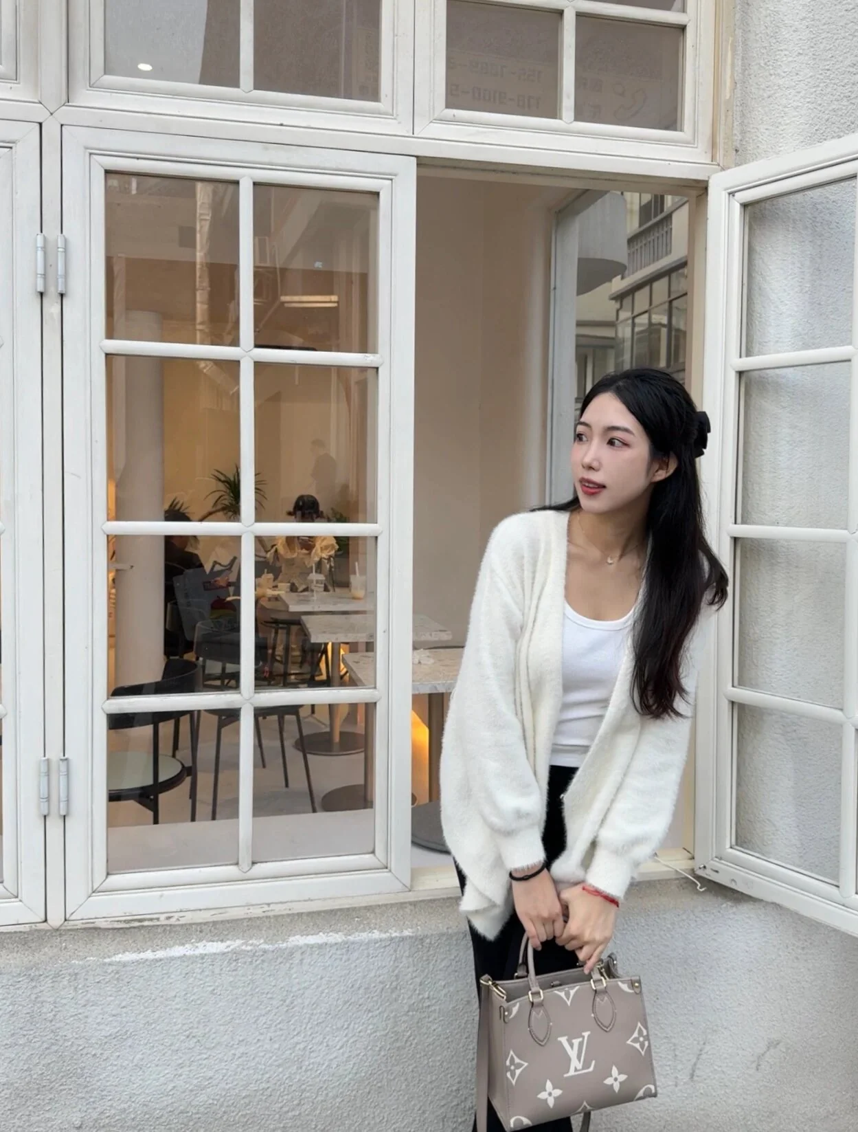 m45494-LV-onthego-mm-Сумка через плечо - Голубино-серый