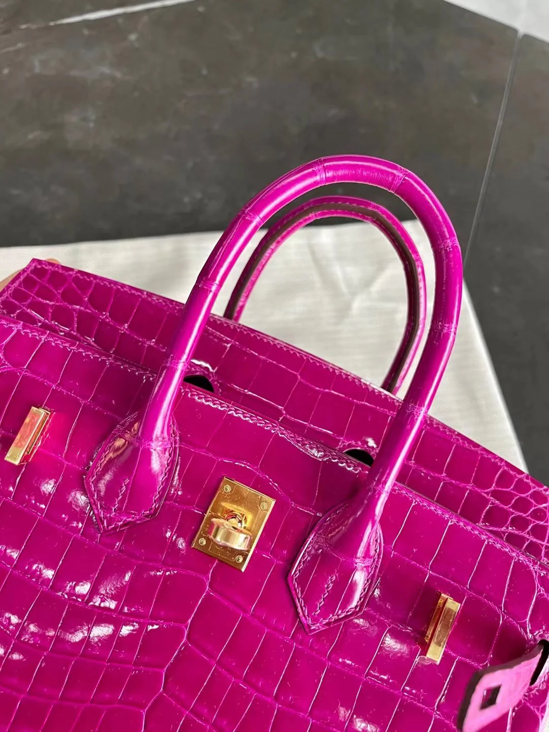 Hermes Birkin 25 Crocodile - Arabian Nights Purple - Gold Buckle