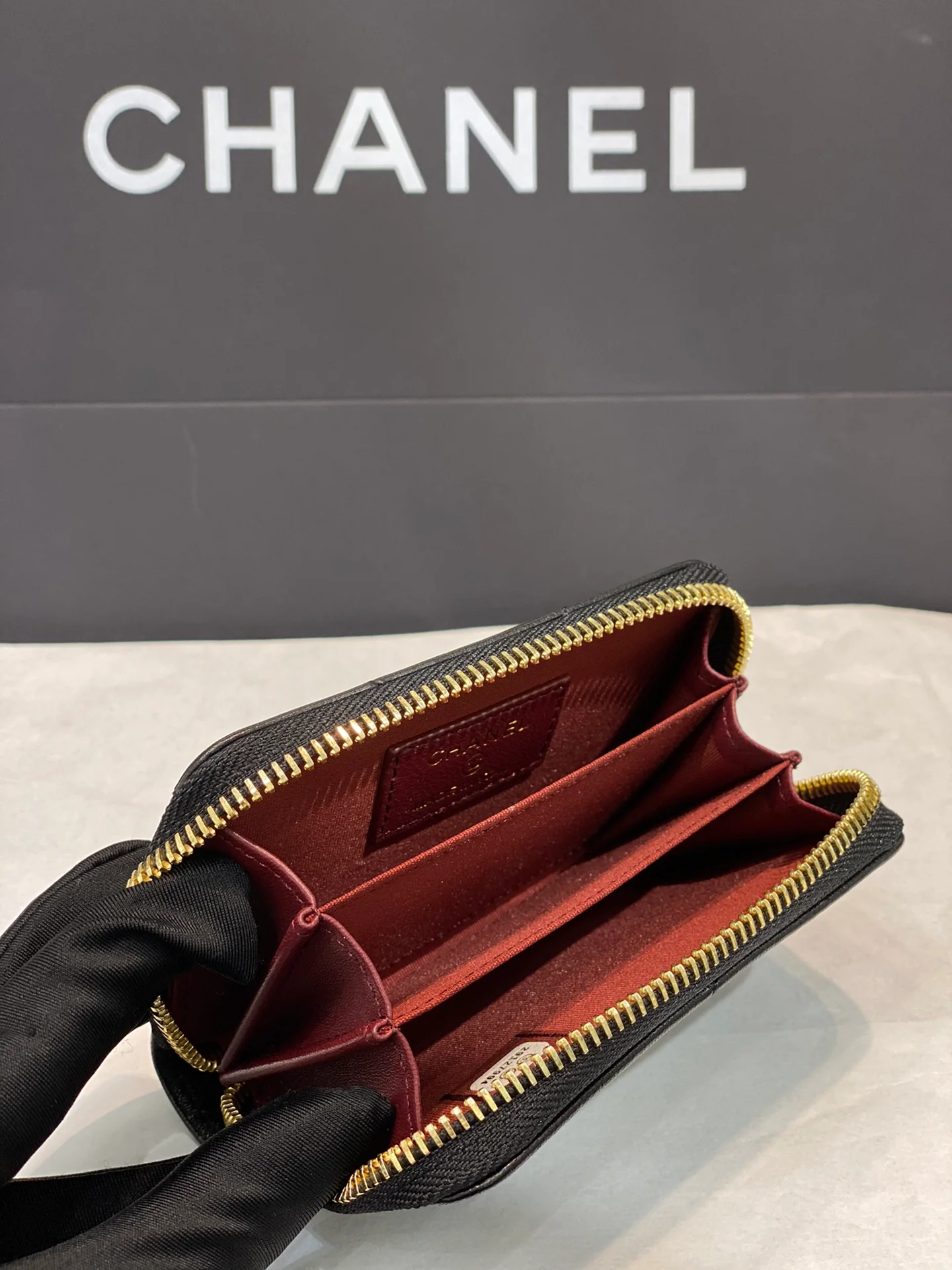 热销款 Chanel-19系列 大菱格拉链卡包 黑色