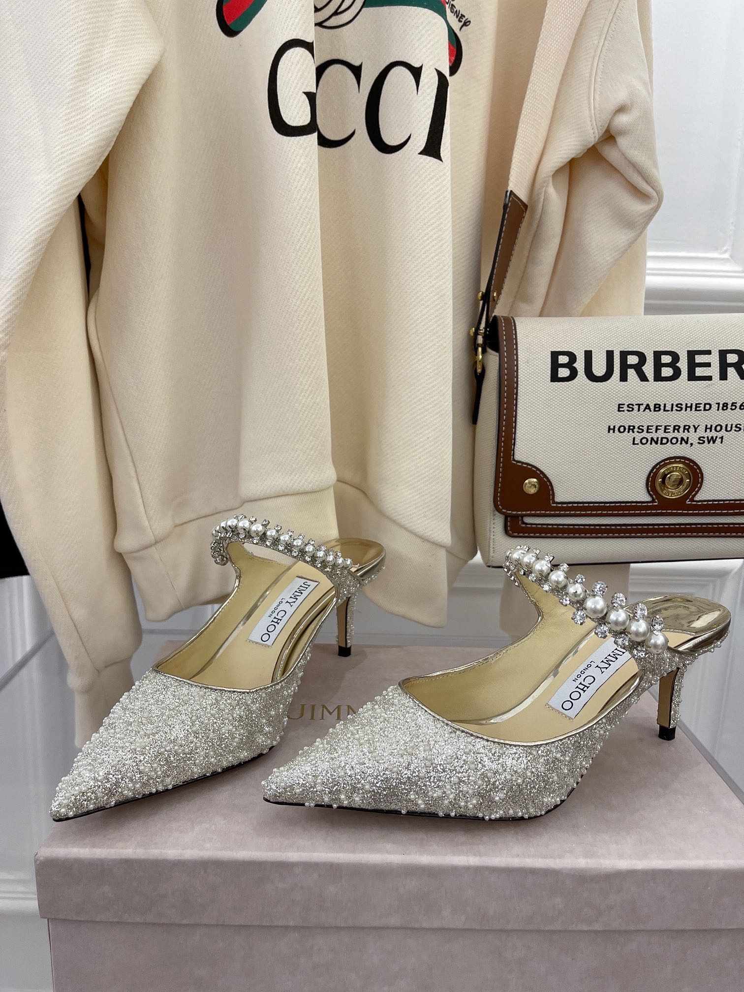 Сандалии на низком каблуке Jimmy Pearl Chain - 2 шт.